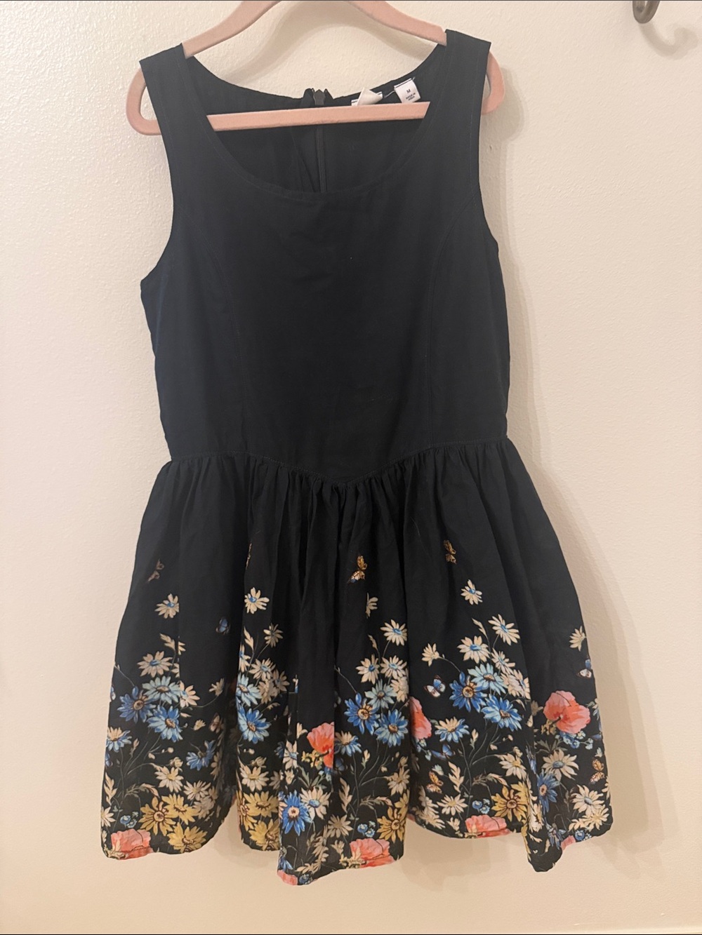 GAP Black Sleeveless Floral Hem Dress